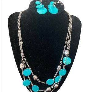 Turquoise and silver fashion jewelry set